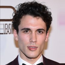 Sebastian Greaves