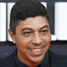 Giovane Élber