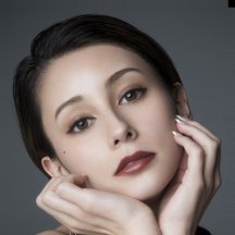 Akemi Darenogare