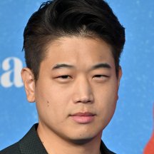 Ki Hong Lee