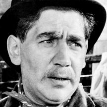 Alfie Bass