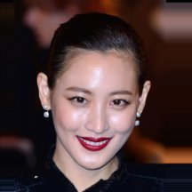 Claudia Kim