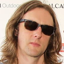 Carl Broemel