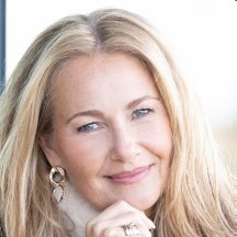Yvonne Ryding