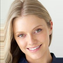 Elle Evans