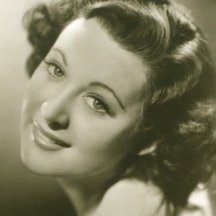 Gwen Gaze