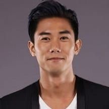 Desmond Tan