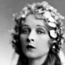 Eve Gray