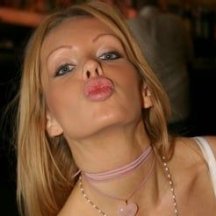 Mercedes Ambrus