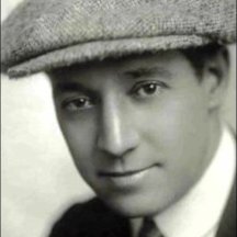 Elliott Dexter