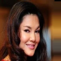 Umie Aida