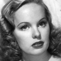 Peggy Cummins